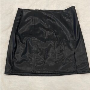 Black faux Leather Skirt by Mangopop nwt